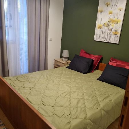 Emi 1 Apartment Vir Kültér fotó