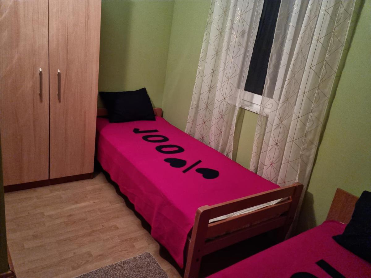 Emi 1 Apartment Vir Kültér fotó